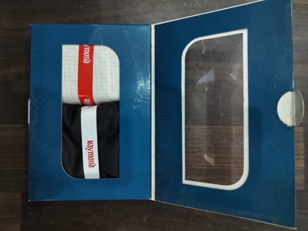 P-Set Raymond 0001 - Image 3